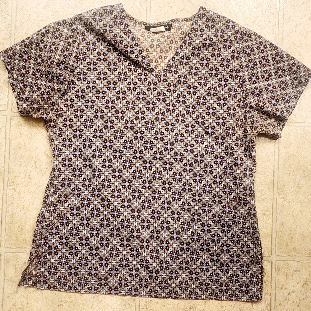 Los Angeles Rose Scrub top